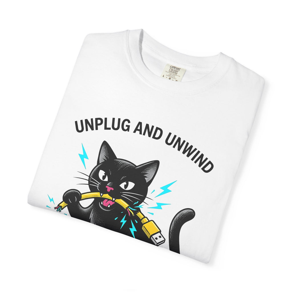 Black Cat Shirt Cat Humor Gift Women Cartoon Tee Kitty T-Shirt Feline Fan Comic Tshirt Funny Graphic Retro Usb Cable Tshirt