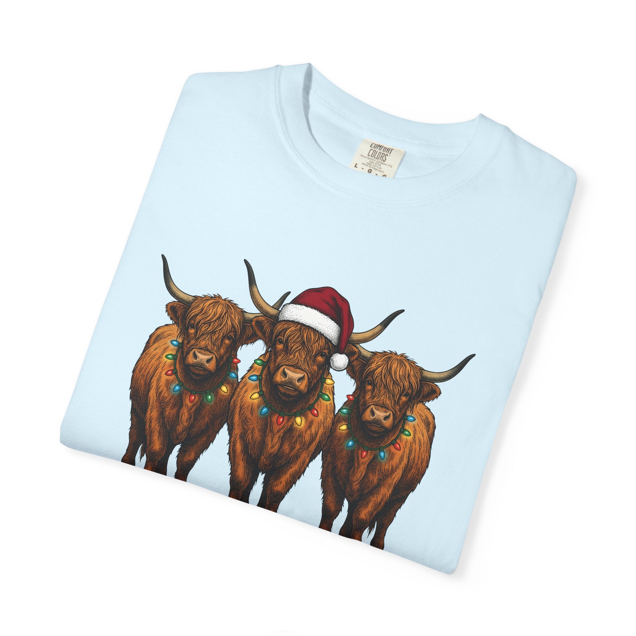 Scottish Cow Herd Shirt Christmas Livestock Gift Women Cartoon Tee Cowherd T-Shirt Xmas Fan Cow Graphic Rustic String Lights Tshirt