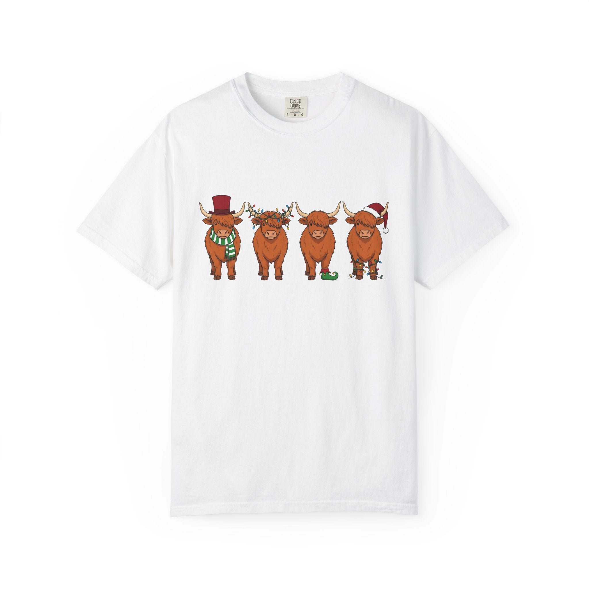 Scottish Cow Shirt Christmas Wildlife Gift Women Comic Tee Highland Cow T-Shirt Christmas Fan Cartoon Tshirt Wildlife Graphic Chibi Holiday