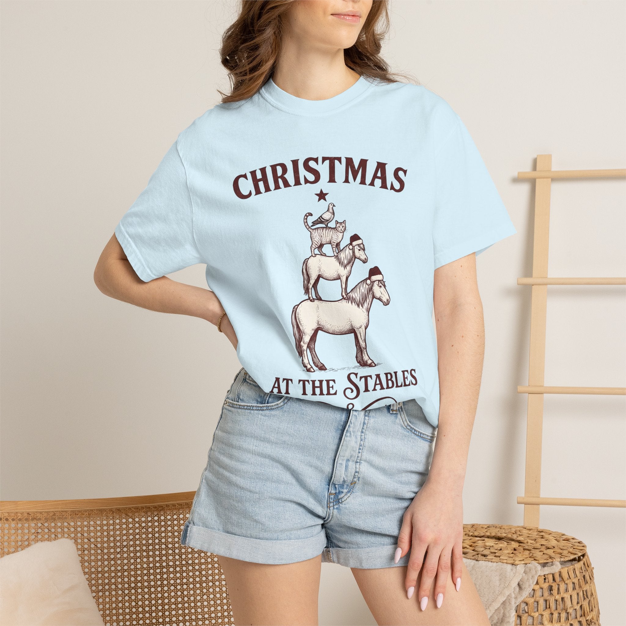 Horse Pile Shirt Christmas Pet Gift Women Rustic Tee Horses T-Shirt Christmas Fan Equine Tshirt Animal Graphic Retro Christmas Hat Tshirt