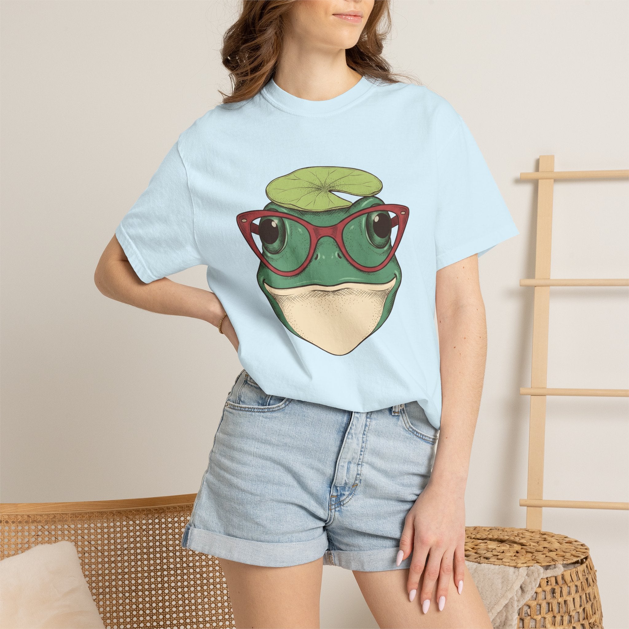 Amphibian Glasses Shirt Frog Nature Gift Women Cartoon Tee Specs T-Shirt Toad Fan Eyewear Tshirt Environmental Graphic Line Art Water Lily