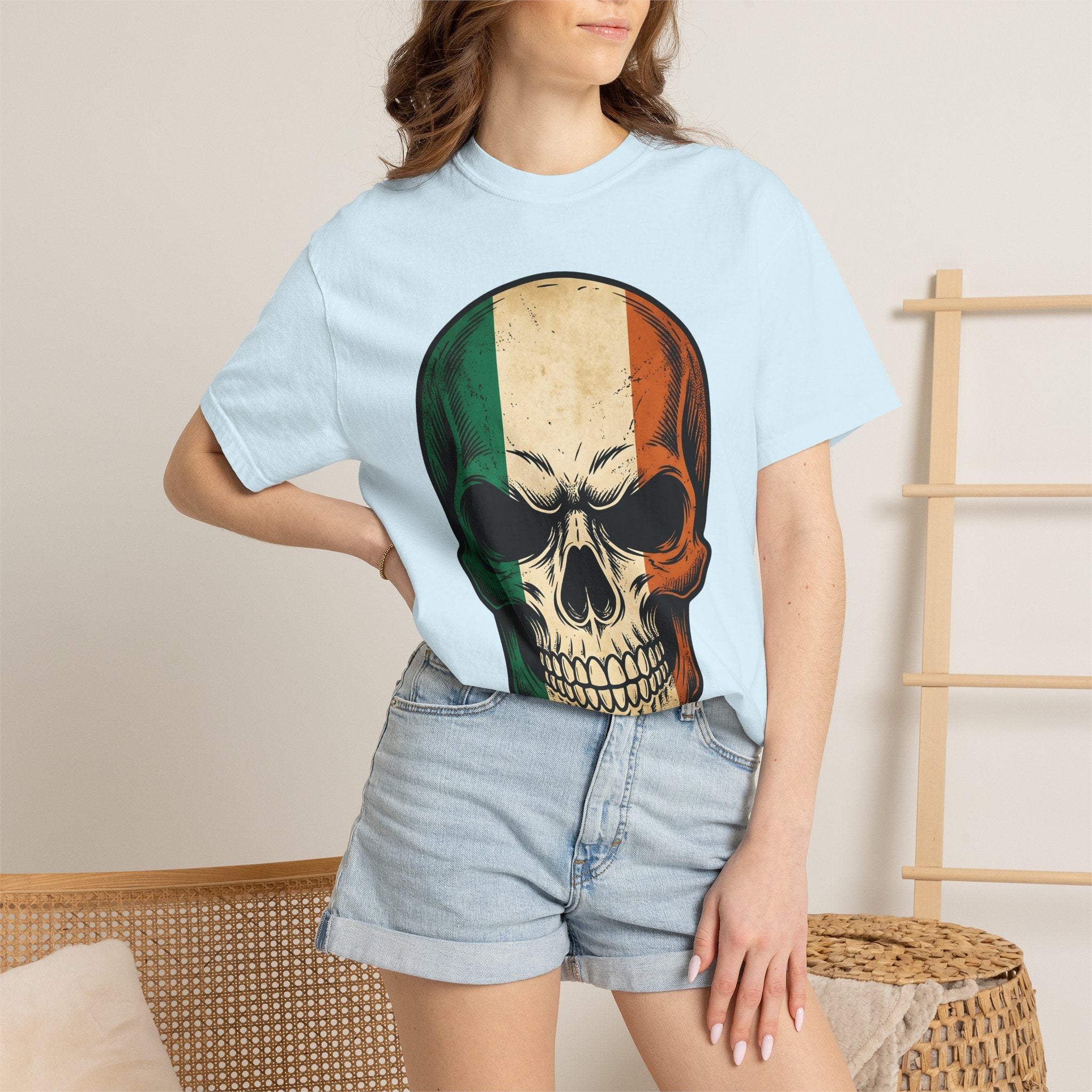 Skull Illustration Shirt St Patrick's Day Gaelic Gift Women Cartoon Tee Skull T-Shirt Irish Fan Cartoonish Tshirt Celtic Graphic Line Art