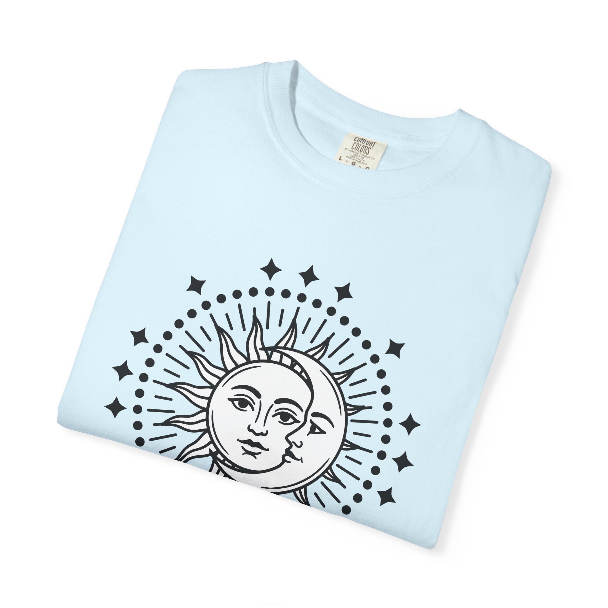 Sun Moon Faces Shirt Boho Chic Cosmos Gift Women Fantasy Tee Celestial T-Shirt Bohemian Enthusiast Mystical Tshirt Galaxy Graphic Gypsy