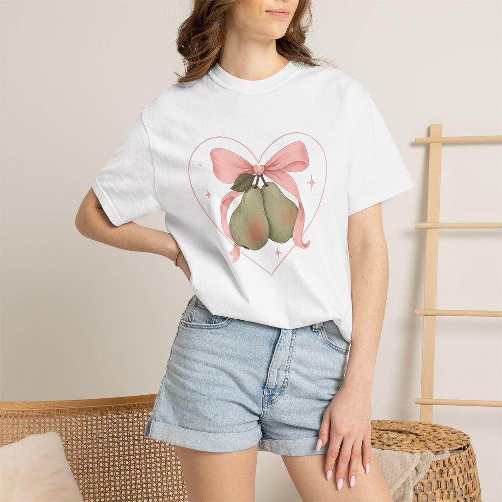 Pear Bow Shirt Cute Fruit Gift Women Kawaii Tee Bow T-Shirt Cuteness Fan Adorable Illustration Pastel Heart Tshirt