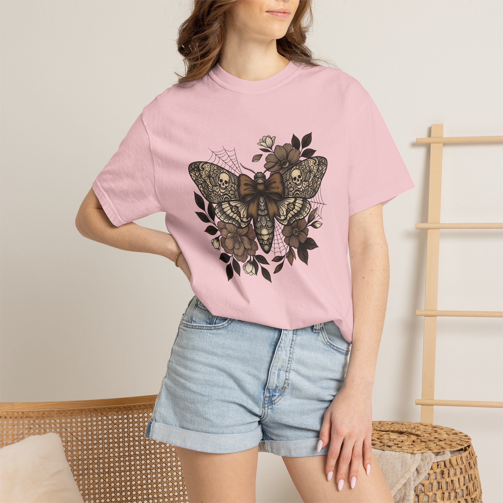 Skull Moth Shirt Halloween Design Gift Women Sketch Tee Deathshead Moth T-Shirt Halloween Fan Drawing Design Graphic Tshirt Horror Bloom