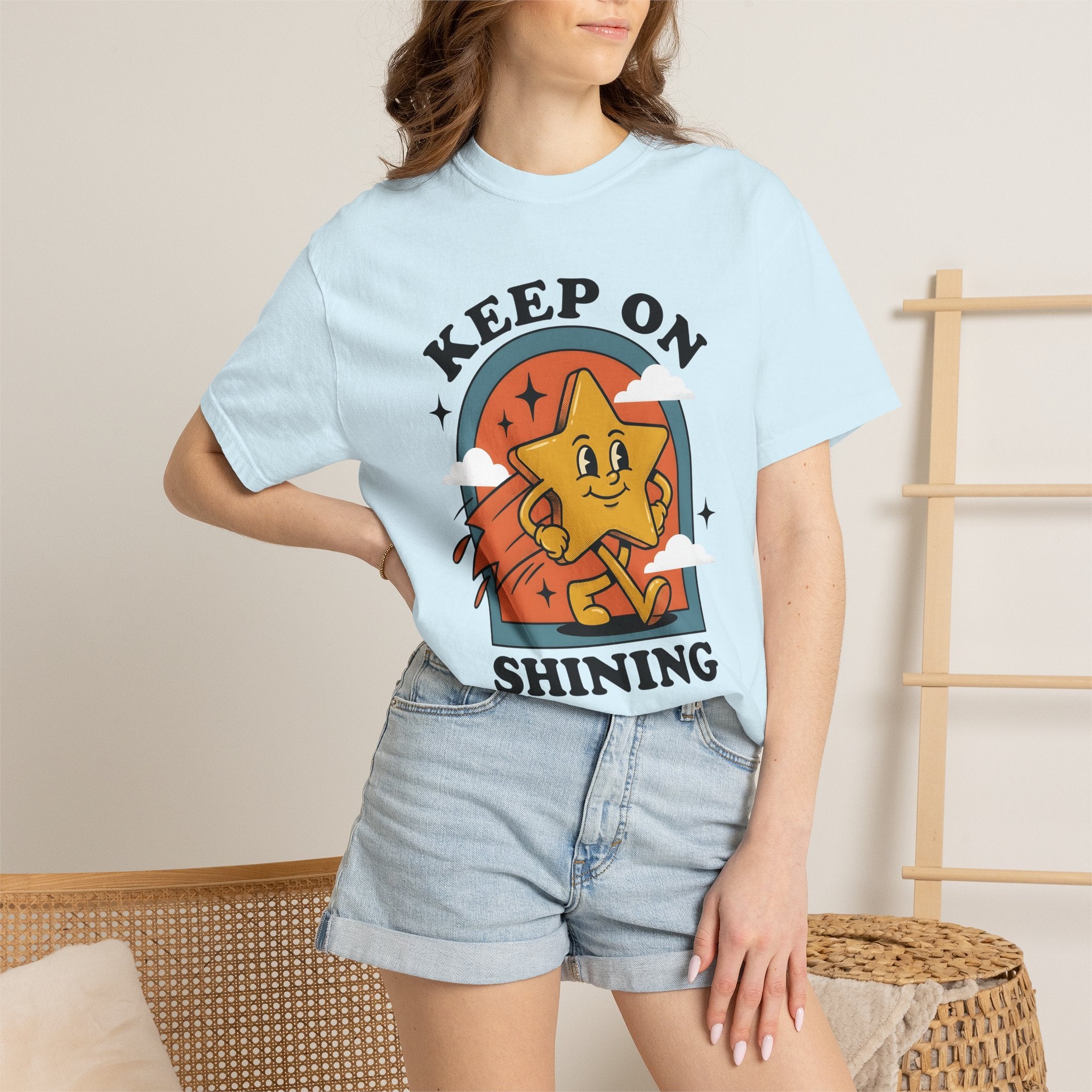 Smiling Star Character Shirt Cute Motivational Gift Women Cartoon Tee Starfish T-Shirt Adorable Fan Comic Tshirt Inspirational Graphic Retro