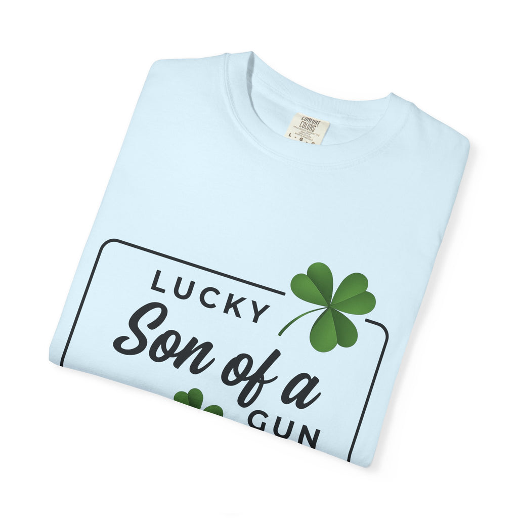Clover Art Shirt St Patrick's Day Fun Gift Women Trendy Tee Shamrock T-Shirt St Patty's Fan Modern Tshirt Amusing Graphic Sleek Lucky Clover