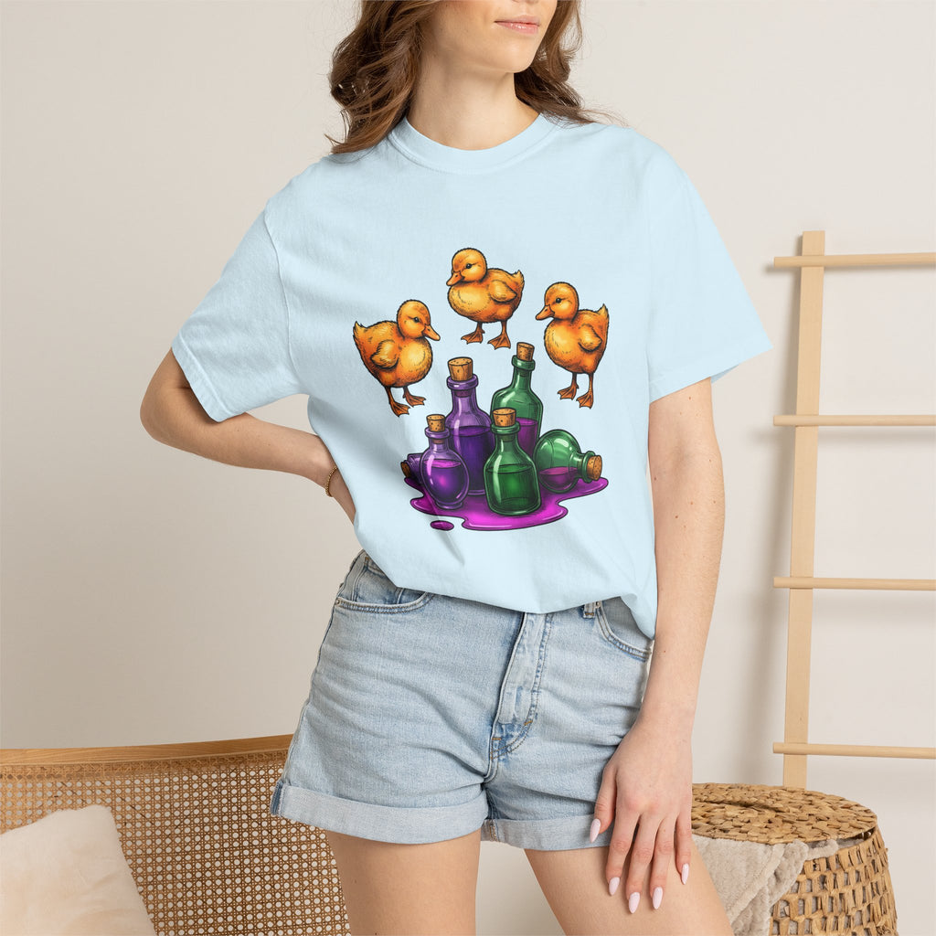Ducklings Potion Bottles Shirt Halloween Animal Gift Women Hand Drawn Tee Baby Bottles T-Shirt Horror Fan Illustrated Tshirt Creatures