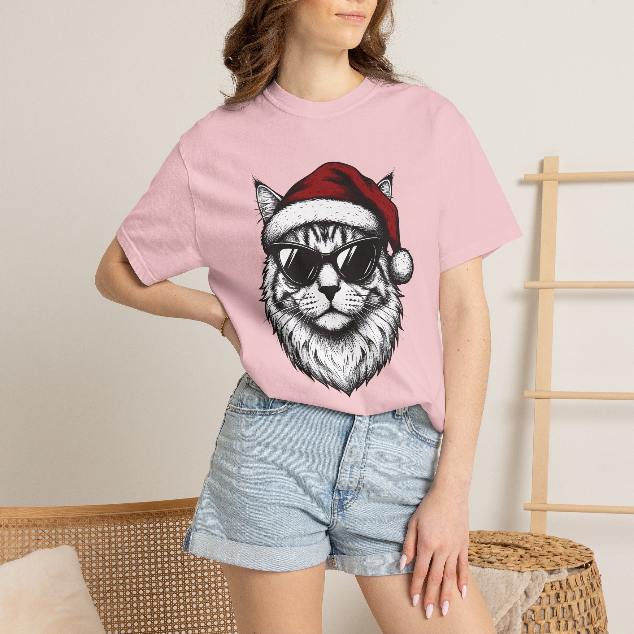 Kitten Santa Hat Shirt Christmas Animal Gift Women Line Art Tee Kitten Santa Hat T-Shirt Christmas Fan Kitty Graphic Cartoon Shades Tshirt