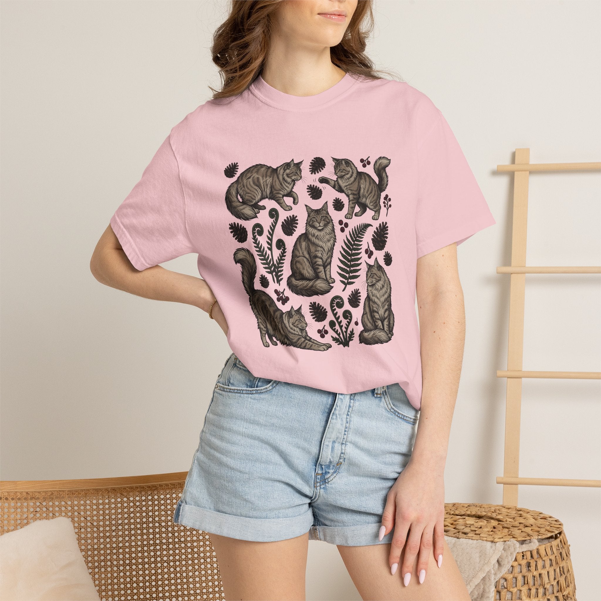 Maine Coon Cats Shirt Cat Wilderness Gift Women Shabby Chic Tee Cat T-Shirt Cat Fan Fancy Tshirt Forest Graphic Fine Line Pinecones Tshirt