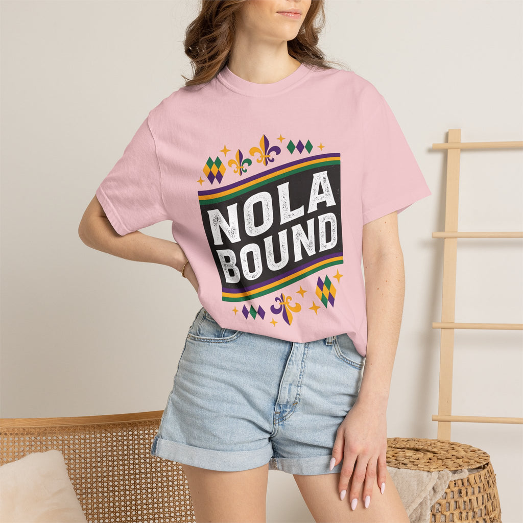 Fleur De Lis Shirt Mardi Gras Event Gift Women Bold Tee Fleur T-Shirt Carnival Fan Graphic Design Tshirt Hand Drawn Argyle Tshirt