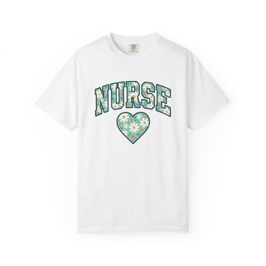 Blossom Heart Shirt Nurse Plants Gift Women Graphic Tee Heart T-Shirt Healthcare Enthusiast Illustration Design Floral Graphic Classic Daisy