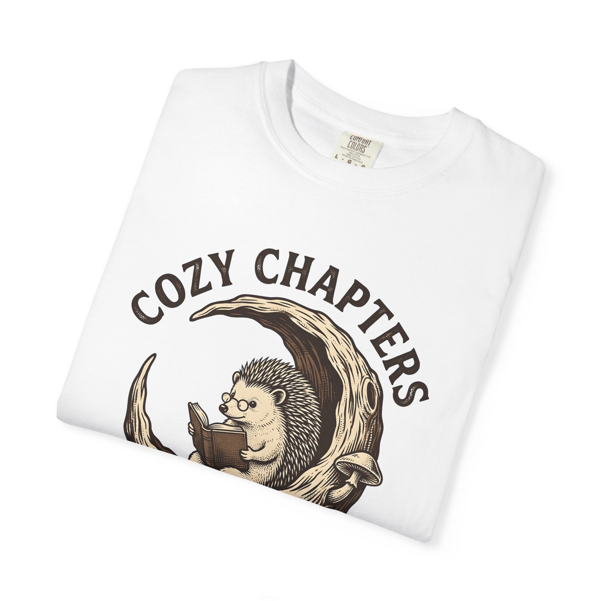 Hedgehog Book Shirt Cozy Reading Gift Women Classic Tee Bookworm T-Shirt Homey Fan Vintage Tshirt Literary Graphic Doodle Lunar Tshirt
