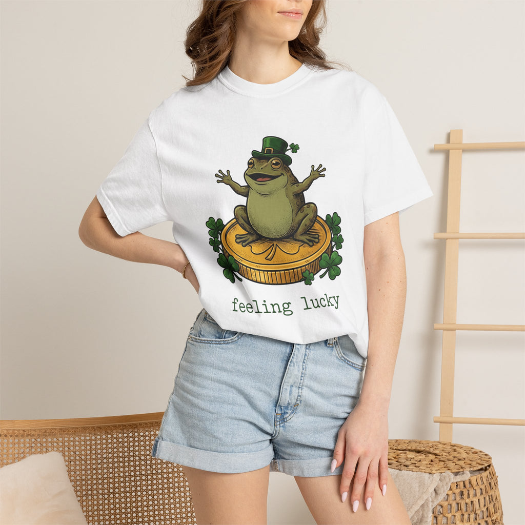Frog Coin Shirt St Patrick's Day Lucky Gift Women Vintage Tee Coin T-Shirt Patrick's Day Fan Retro Tshirt Fortune Graphic Hand Drawn