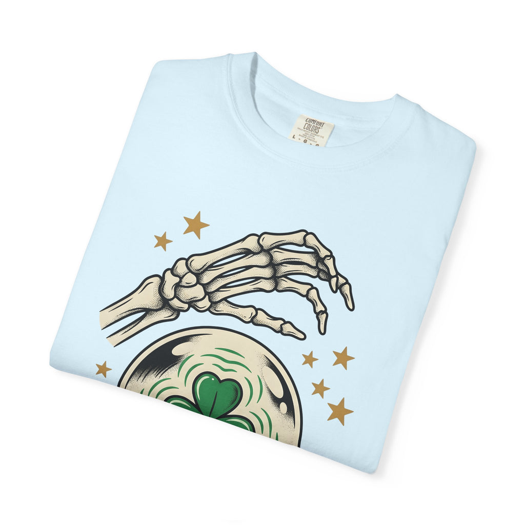 Shamrock Crystal Ball Shirt St Patrick's Day Gothic Gift Women Tattoo Tee Fortune Telling T-Shirt Irish Fan Traditional Tshirt Dark Graphic