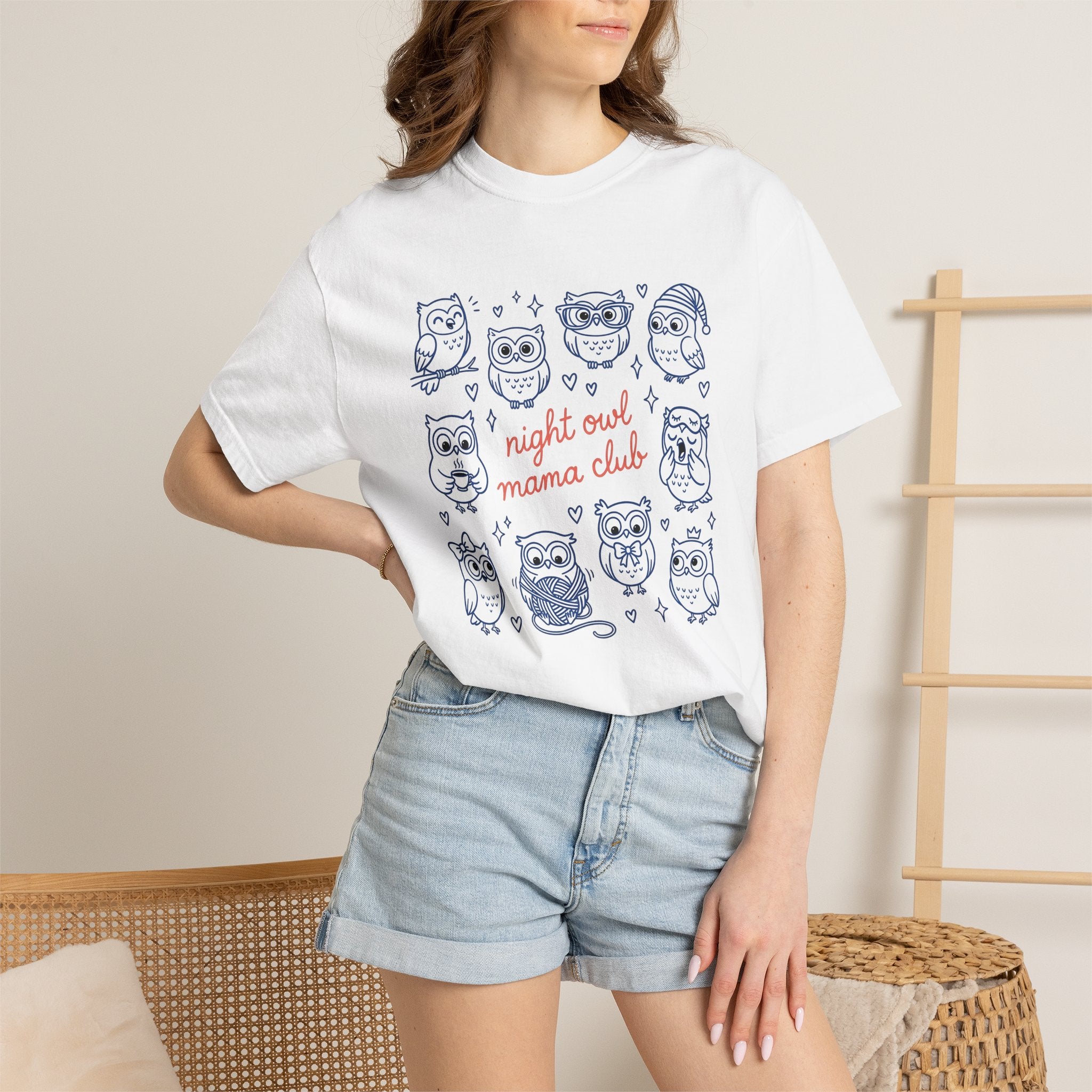 Owl Graphic Shirt Mom Animals Gift Women Doodle Tee Hoot Owl T-Shirt Mother Fan Wildlife Graphic Tshirt Hand Drawn Hearts Tshirt