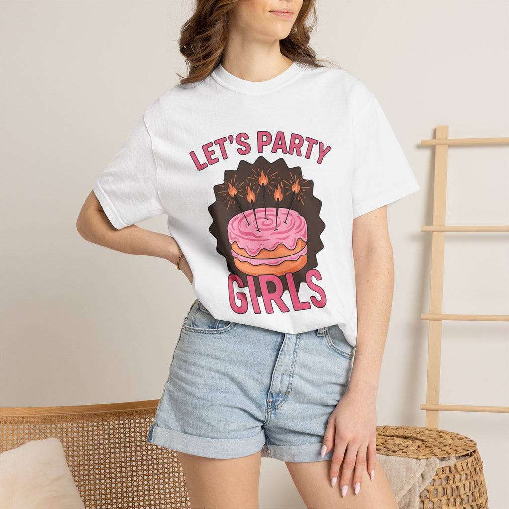 Birthday Cake Shirt Birthday Celebration Gift Women Comic Tee Cake T-Shirt Birthday Fan Party Tshirt Party Graphic Vintage Candles Tshirt