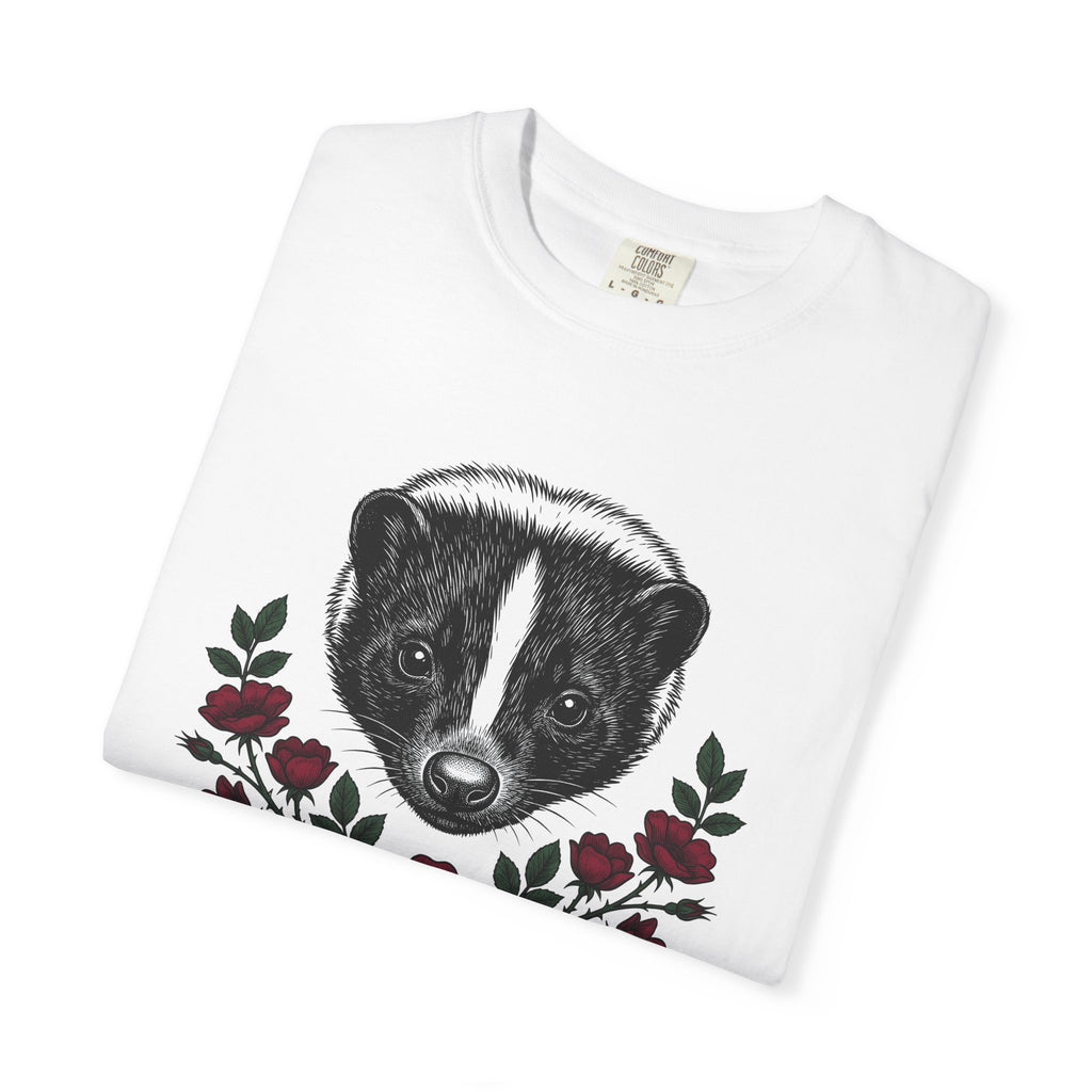 Skunk Face Shirt Animal Nature Gift Women Hand Drawn Tee Stinkpot T-Shirt Wildlife Fan Illustrated Graphic Design Vintage Floral Tshirt