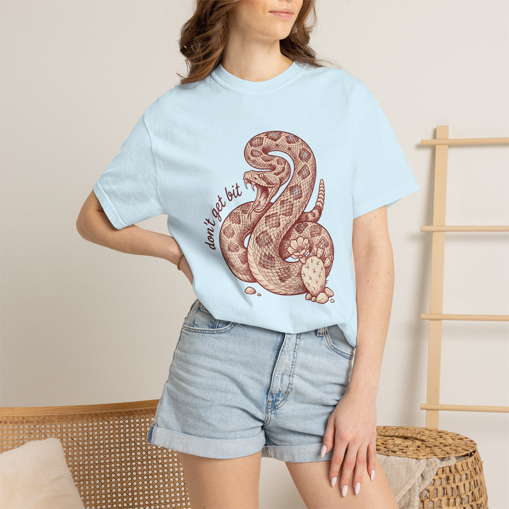 Rattlesnake Graphic Shirt Cowgirl Outdoors Gift Women Vintage Tee Snake T-Shirt Cowboy Fan Retro Tshirt Adventure Graphic Western Cactus