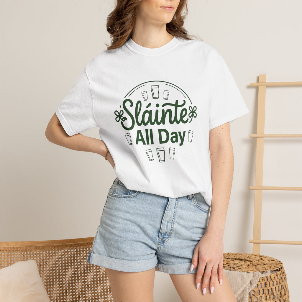 Pint Glass Shirt St Patrick's Day Liquor Gift Women Strong Tee Beer Glass T-Shirt St Patricks Fan Pint Mug Graphic Classic Shamrock Tshirt