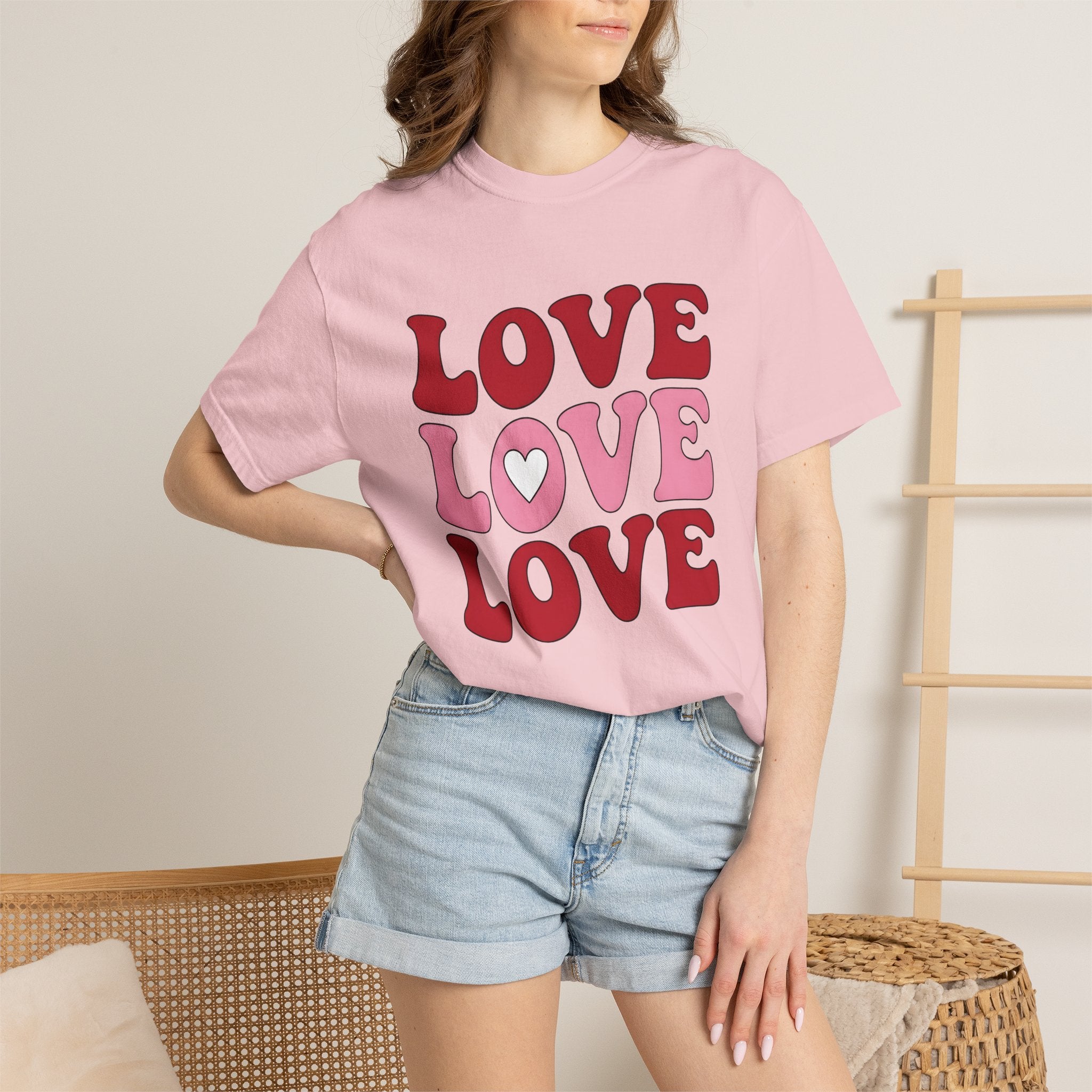 Old School Love Script Shirt Valentine Partnership Gift Women Lively Tee Calligraphy T-Shirt Valentine Fan Vibrant Tshirt Couples Graphic