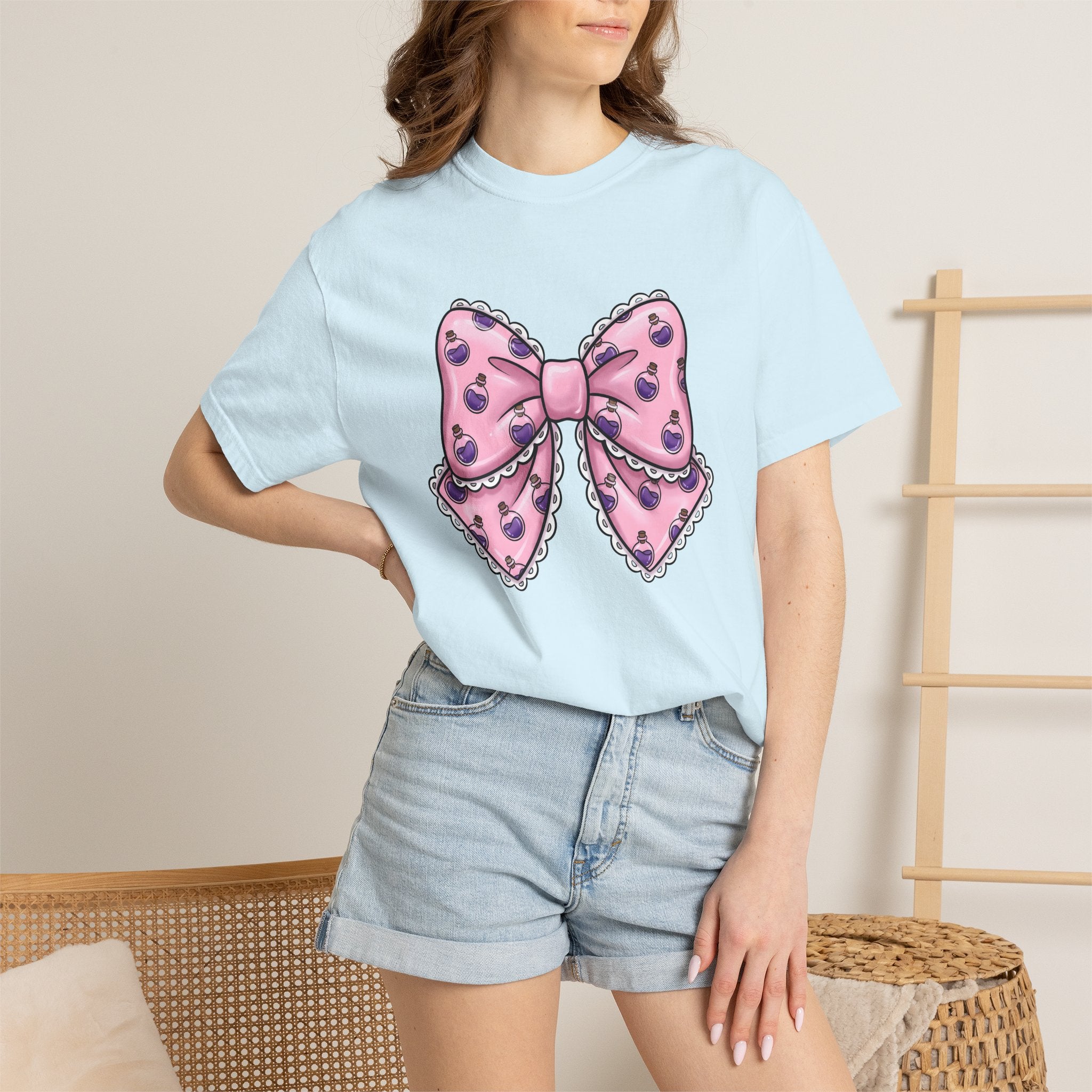 Magic Bow Shirt Halloween Sorcery Gift Women Cute Tee Bow T-Shirt Spooky Fan Kawaii Tshirt Magic Graphic Comic Trim Tshirt