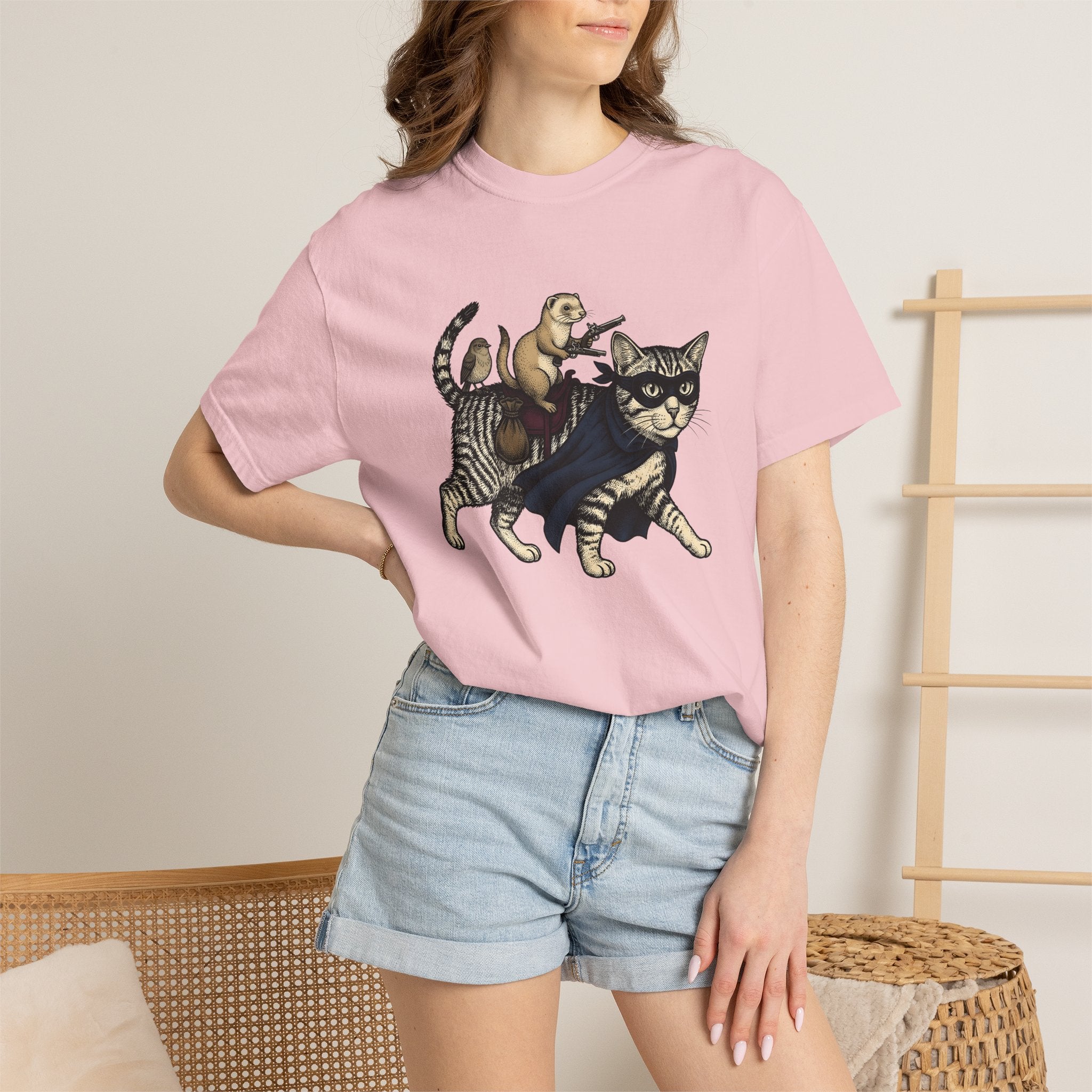 Hero Cat Shirt Cat Wildlife Gift Women Retro Tee Kitty T-Shirt Cat Fan Feline Tshirt Wildlife Graphic Sketch Weasel Tshirt