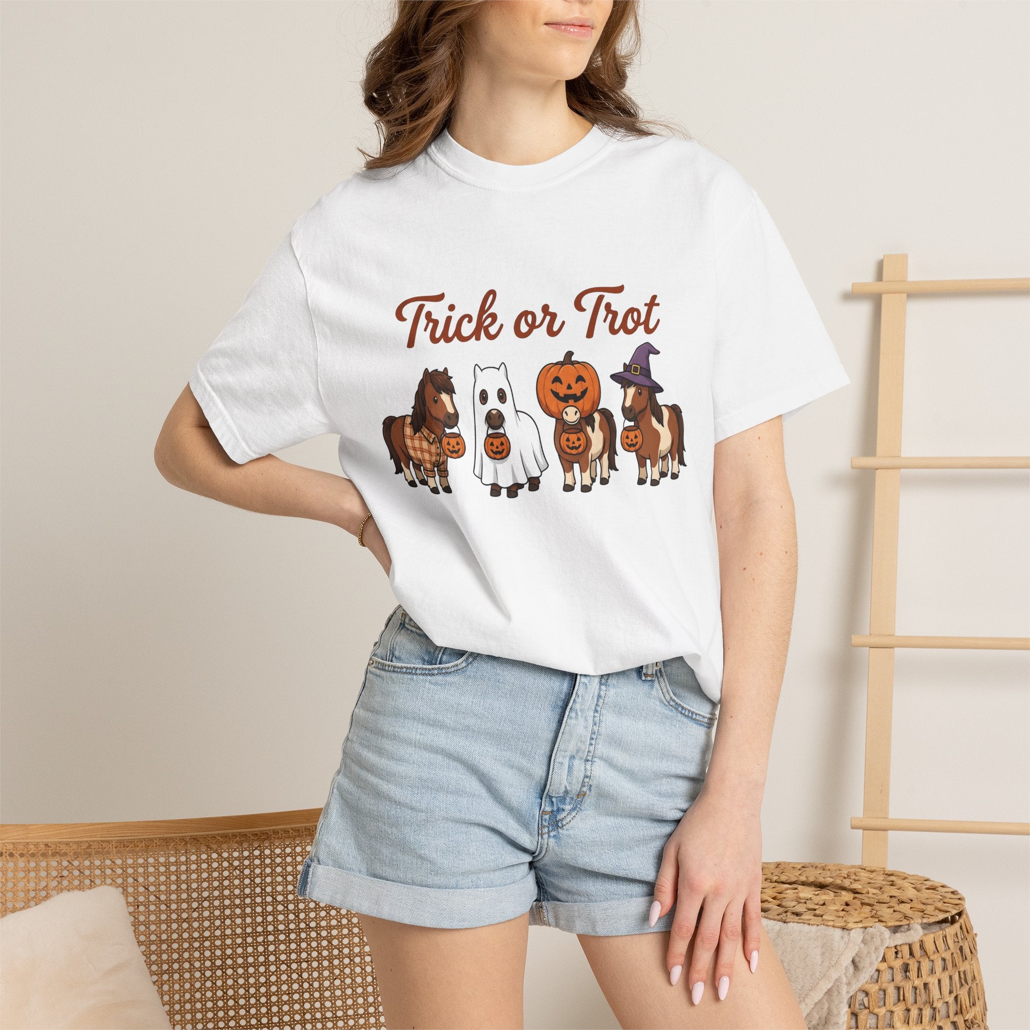 Horse Gear Shirt Halloween Critters Gift Women Lovable Tee Equestrian T-Shirt Halloween Fan Cute Tshirt Creature Graphic Graphic Pumpkin