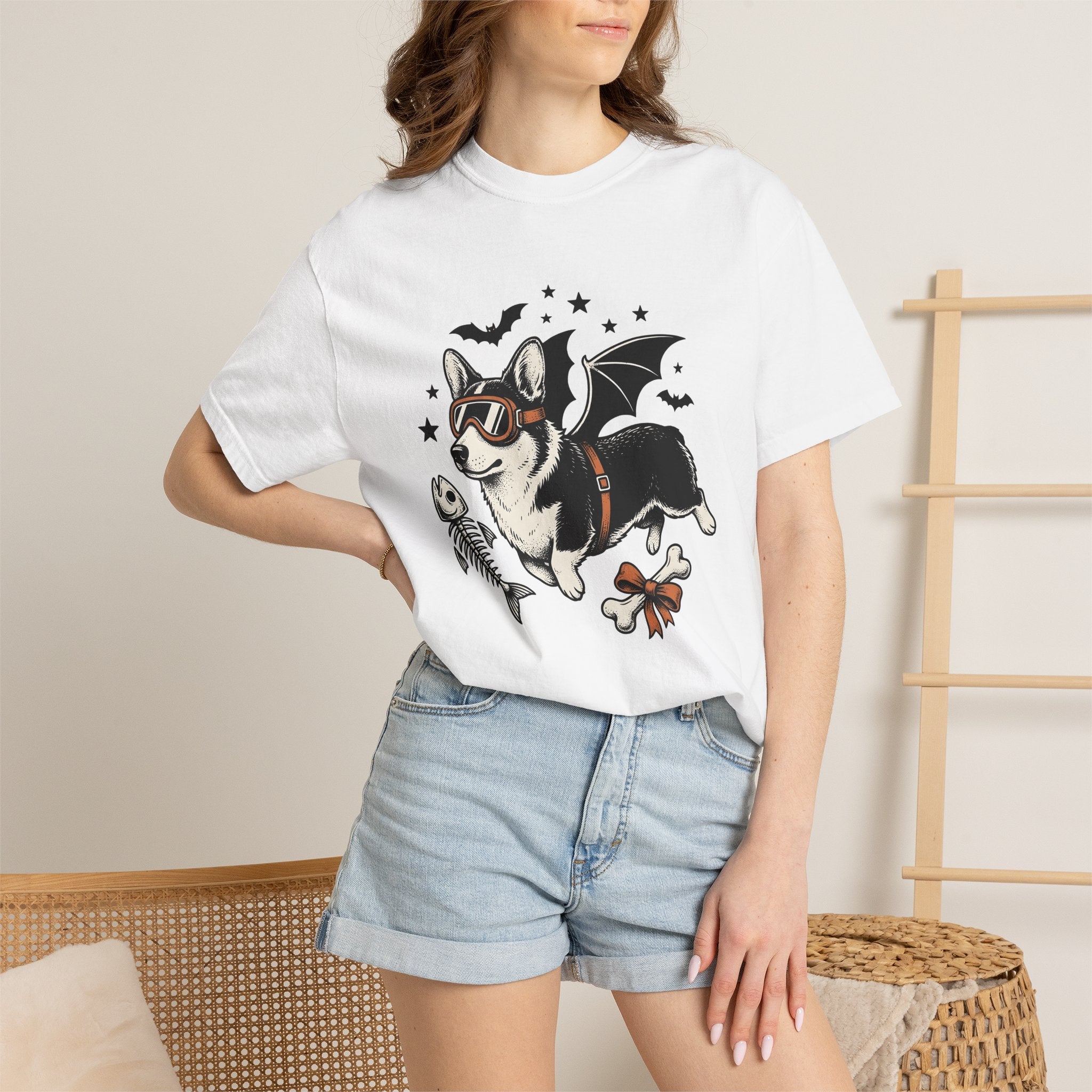 Corgi Bat Wings Shirt Halloween Animal Gift Women Neo Traditional Tee Pembroke Welsh Corgi T-Shirt Spooky Fan Tattoo Tshirt Creature Graphic