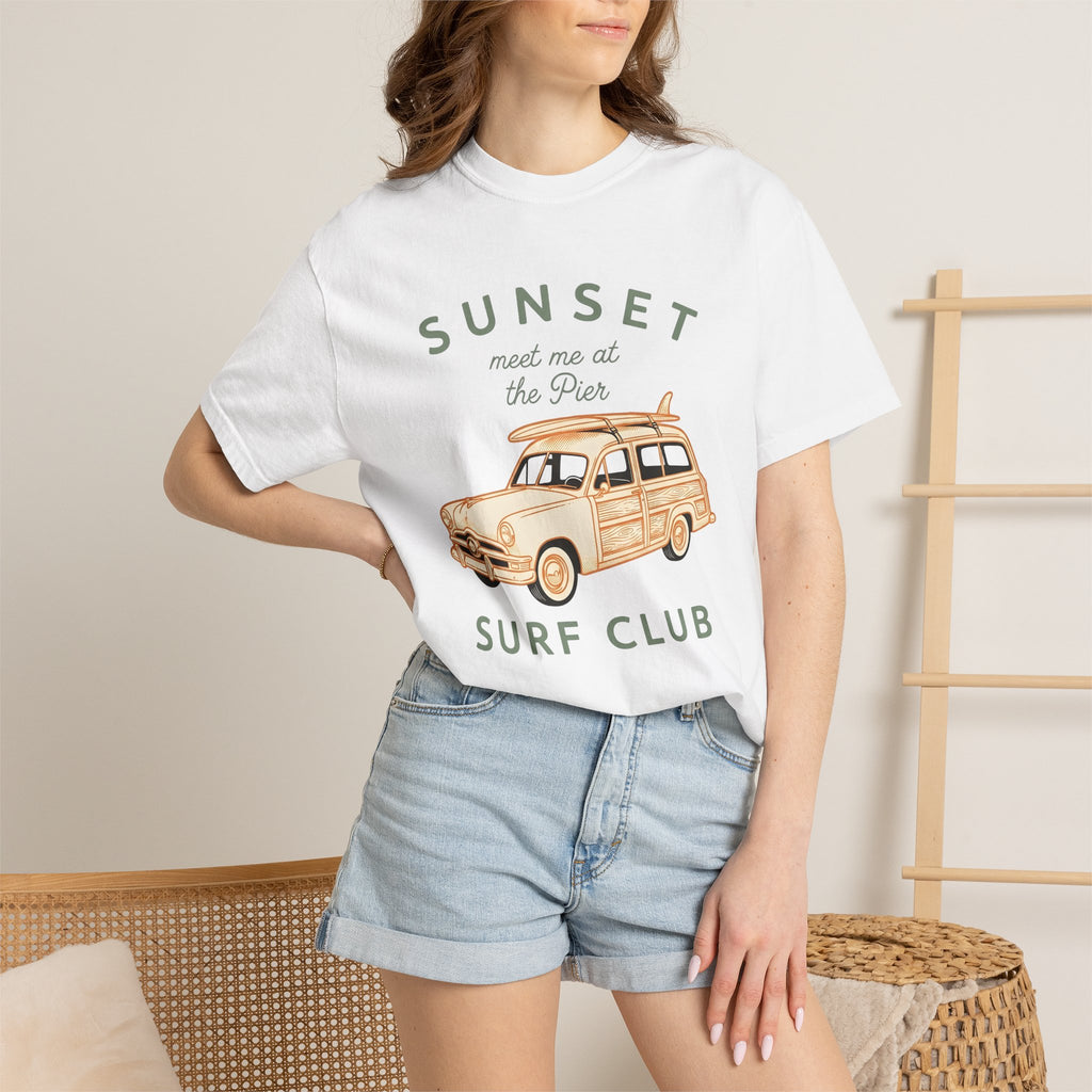 Vintage Surf Wagon Shirt Surfing Beach Gift Women Retro Tee Woody T-Shirt Surfer Enthusiast Vintage Tshirt Coastal Graphic Hand Drawn