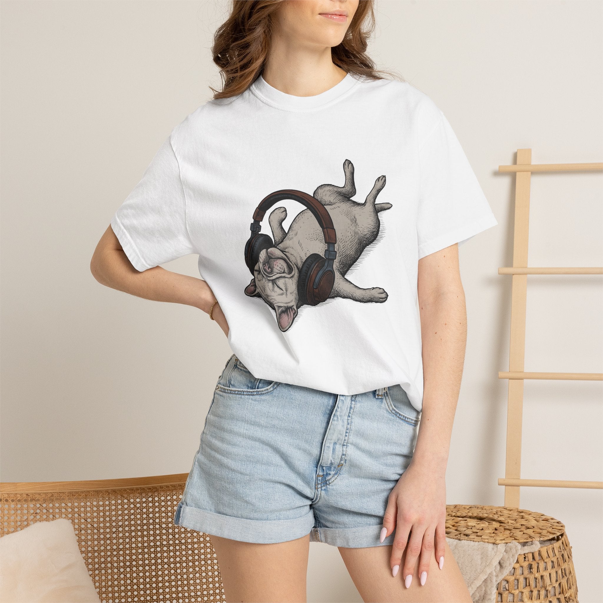 French Bulldog Shirt Dog Instruments Gift Women Cartoon Tee Bulldog T-Shirt Dog Fan Toon Tshirt Music Graphic Hand Drawn Headphones Tshirt