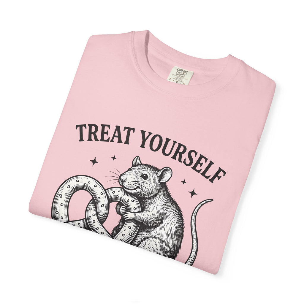 Rat Pastry Shirt Funny Pets Gift Women Shabby Chic Tee Mouse Cake T-Shirt Humor Fan Distressed Tshirt Animal Graphic Doodle Twinkles Tshirt