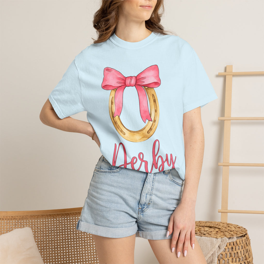 Horseshoe Bow Shirt Derby Racing Gift Women Artistic Tee Horseshoe T-Shirt Racetrack Fan Artistic Tshirt Racing Graphic Outline Band Tshirt