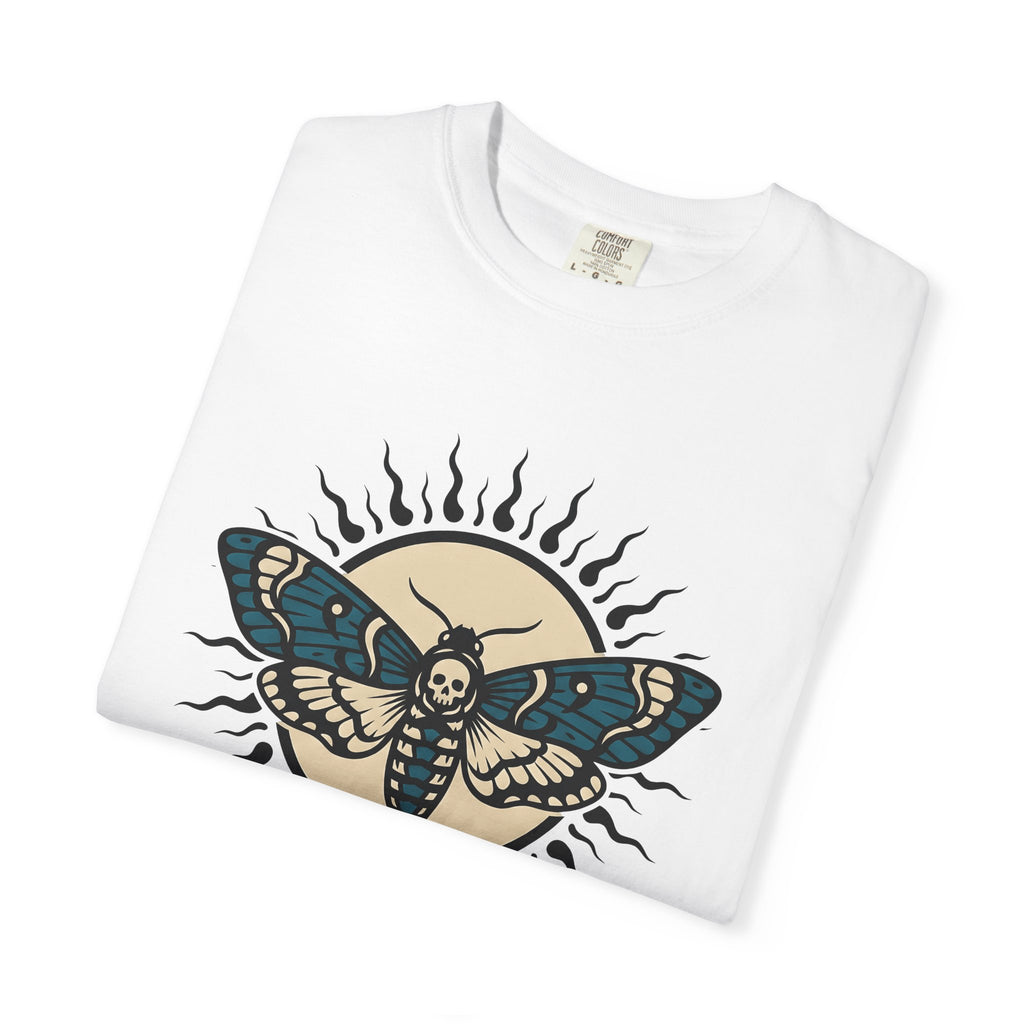 Skull Moth Shirt Boho Chic Dark Gift Women Traditional Tattoo Tee Deathshead Moth T-Shirt Bohemian Fan Tattooed Tshirt Gothic Graphic Retro