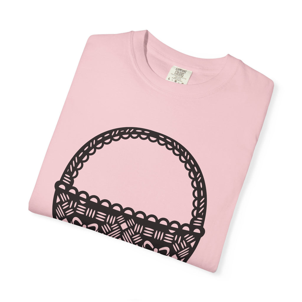 Wicker Basket Shirt Easter Celebration Gift Women Outline Tee Basket T-Shirt Easter Fan Wickerwork Graphic Modern Ribbon Tshirt