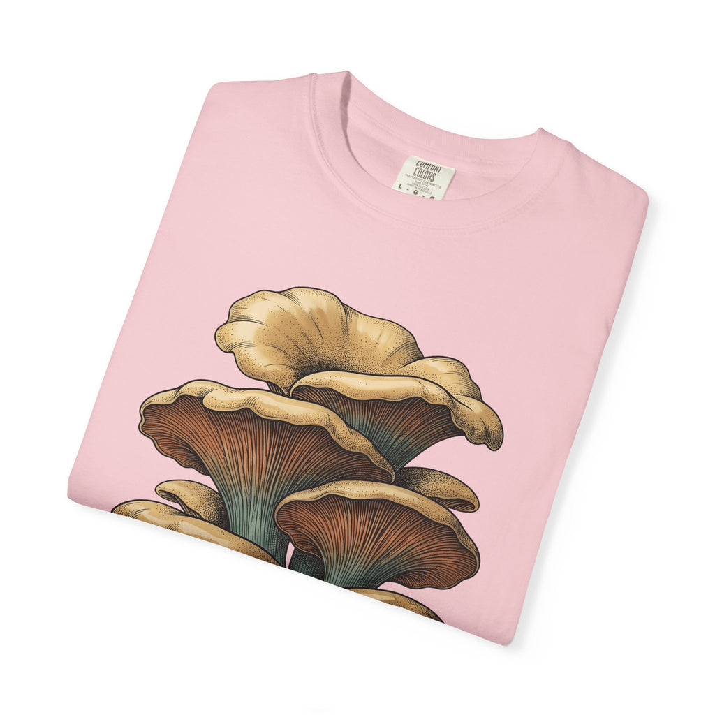 Mushroom Cluster Shirt Mushrooms Nature Gift Women Botanical Tee Fungus T-Shirt Mycology Fan Botanical Art Tshirt Environmental Graphic