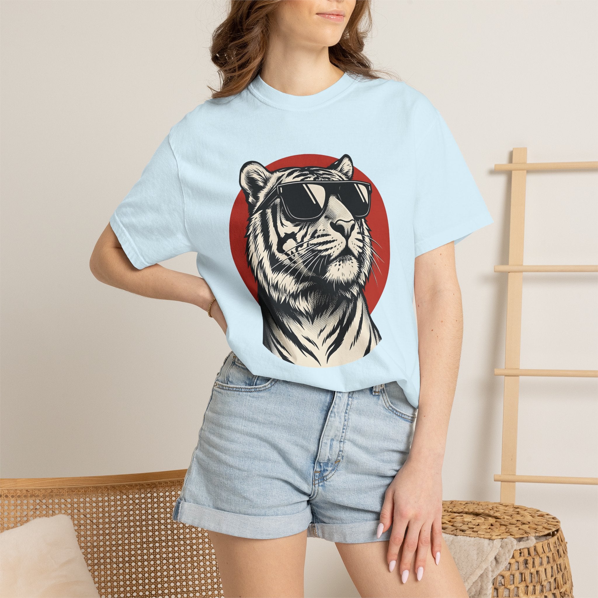 Tiger Shades Shirt Animals Nature Gift Women Modern Graphic Tee Sunglasses T-Shirt Wildlife Fan Cool Tshirt Outdoor Graphic Vintage Red Dot