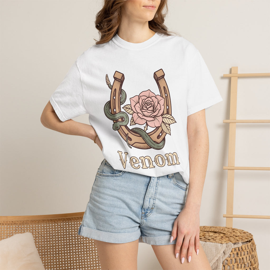Horseshoe Serpent Blossom Shirt Cowgirl Country Gift Women Line Art Tee Blossom T-Shirt Rodeo Fan Outlined Tshirt Rustic Graphic Sketch