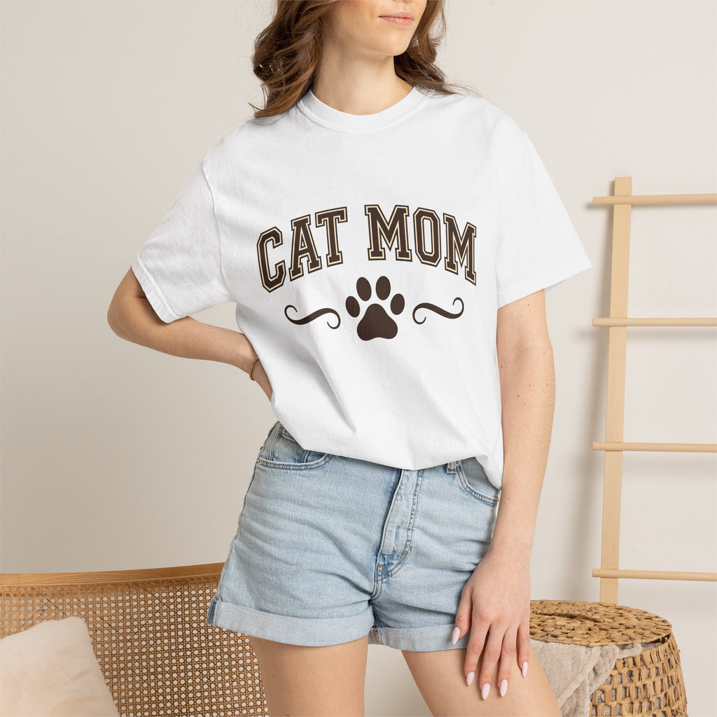 Cat Paw Shirt Cat Mom Pet Gift Women Bold Tee Paws T-Shirt Cat Lady Fan Fierce Tshirt Animal Graphic Vintage Swirl Tshirt