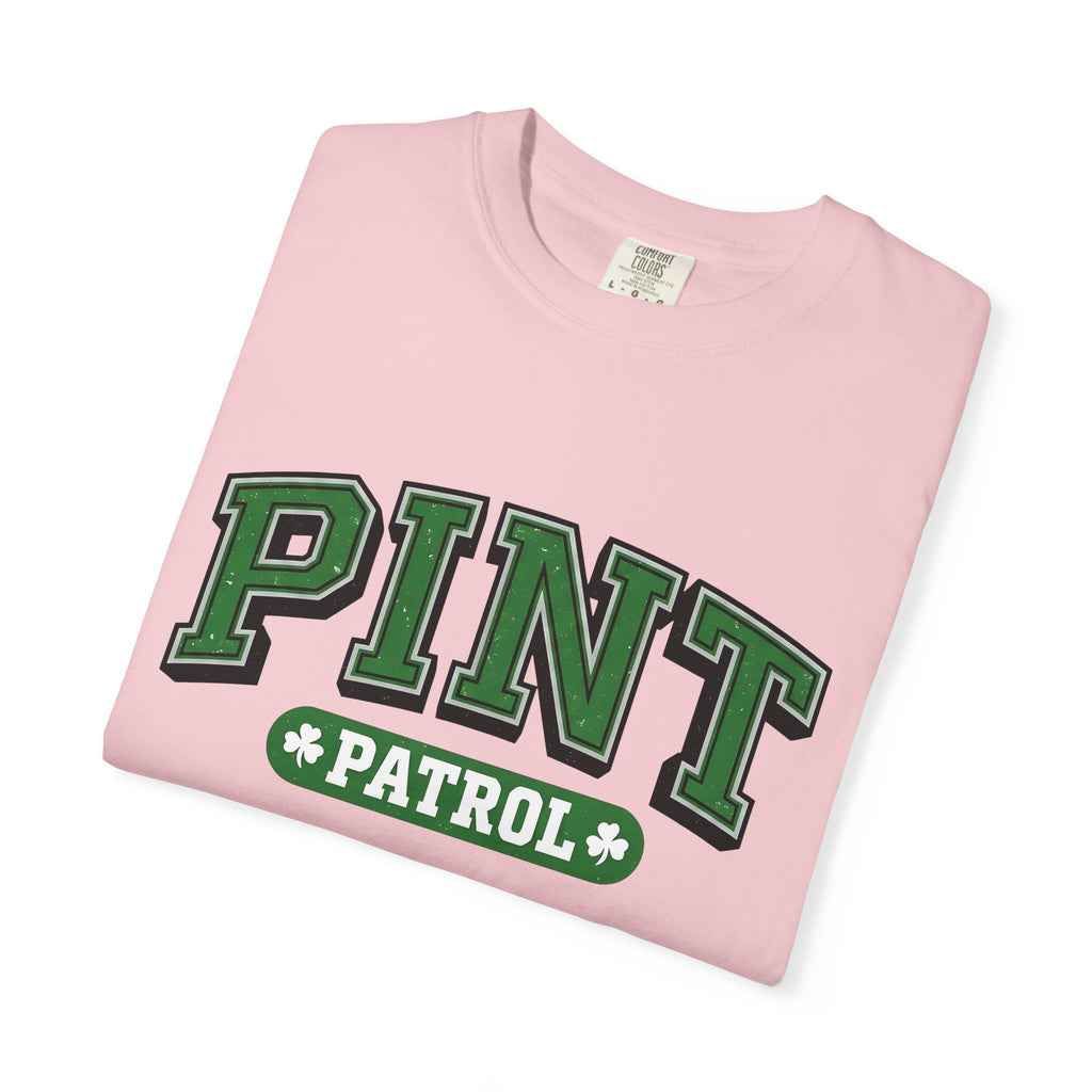 Pub Glass Saying Shirt St Patrick's Day Alcohol Gift Women Varsity Tee Pint Glass T-Shirt Irish Fan Retro Tshirt Drinking Graphic Vintage