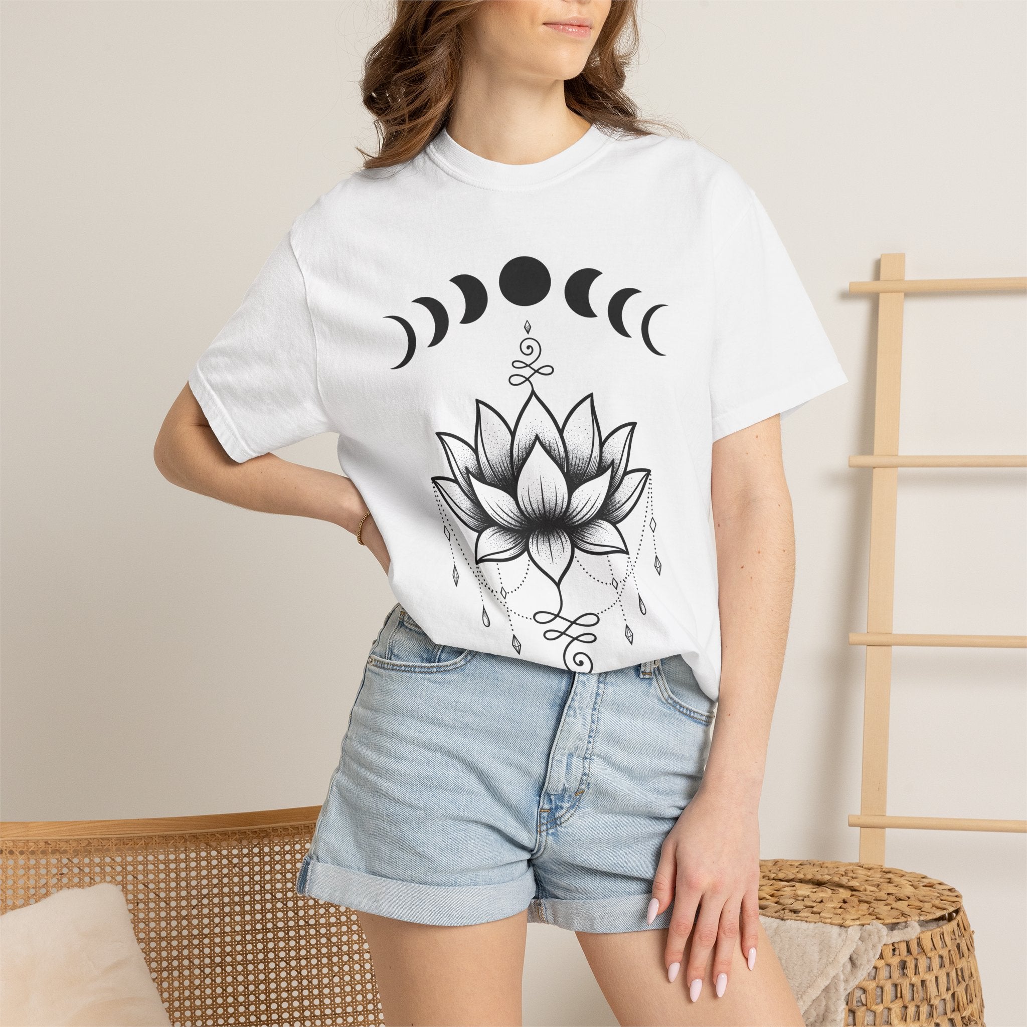 Lotus Flower Shirt Boho Chic Spiritual Gift Women Line Art Tee Waterlily T-Shirt Bohemian Enthusiast Illustration Graphic Mystical Design