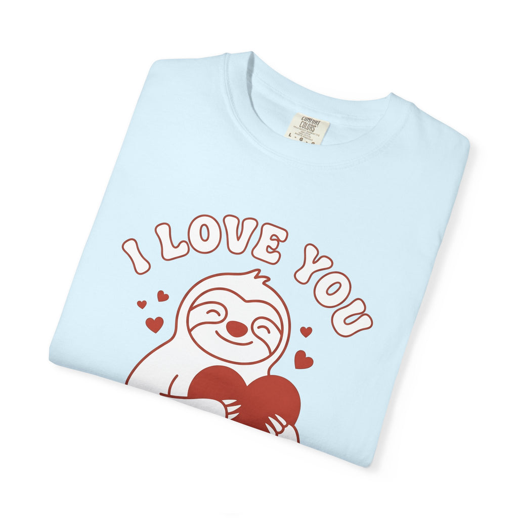 Sloth Heart Shirt St. Valentine's Day Animal Gift Women Cute Tee Heart T-Shirt Valentine Fan Adorable Tshirt Creature Graphic Minimalist