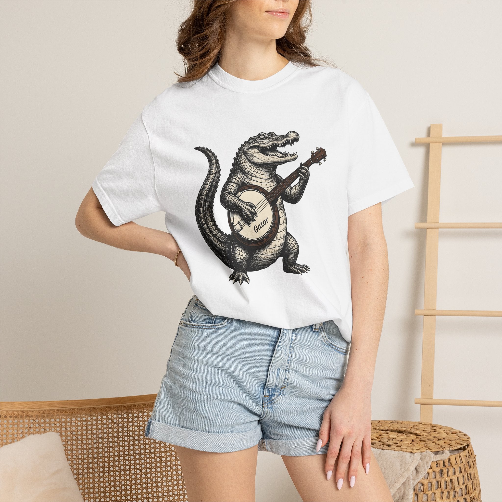 Caiman String Instrument Shirt Animals Composer Gift Women Rustic Tee Lute T-Shirt Wildlife Enthusiast Vintage Tshirt Maestro Graphic Doodle