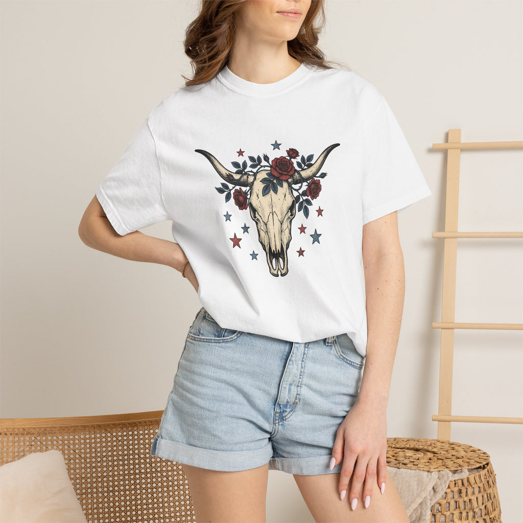 Cow Skull Shirt America Western Gift Women Tattoo Tee Bull Skull T-Shirt American Fan Ink Tshirt Rodeo Graphic Vintage Red Roses Tshirt