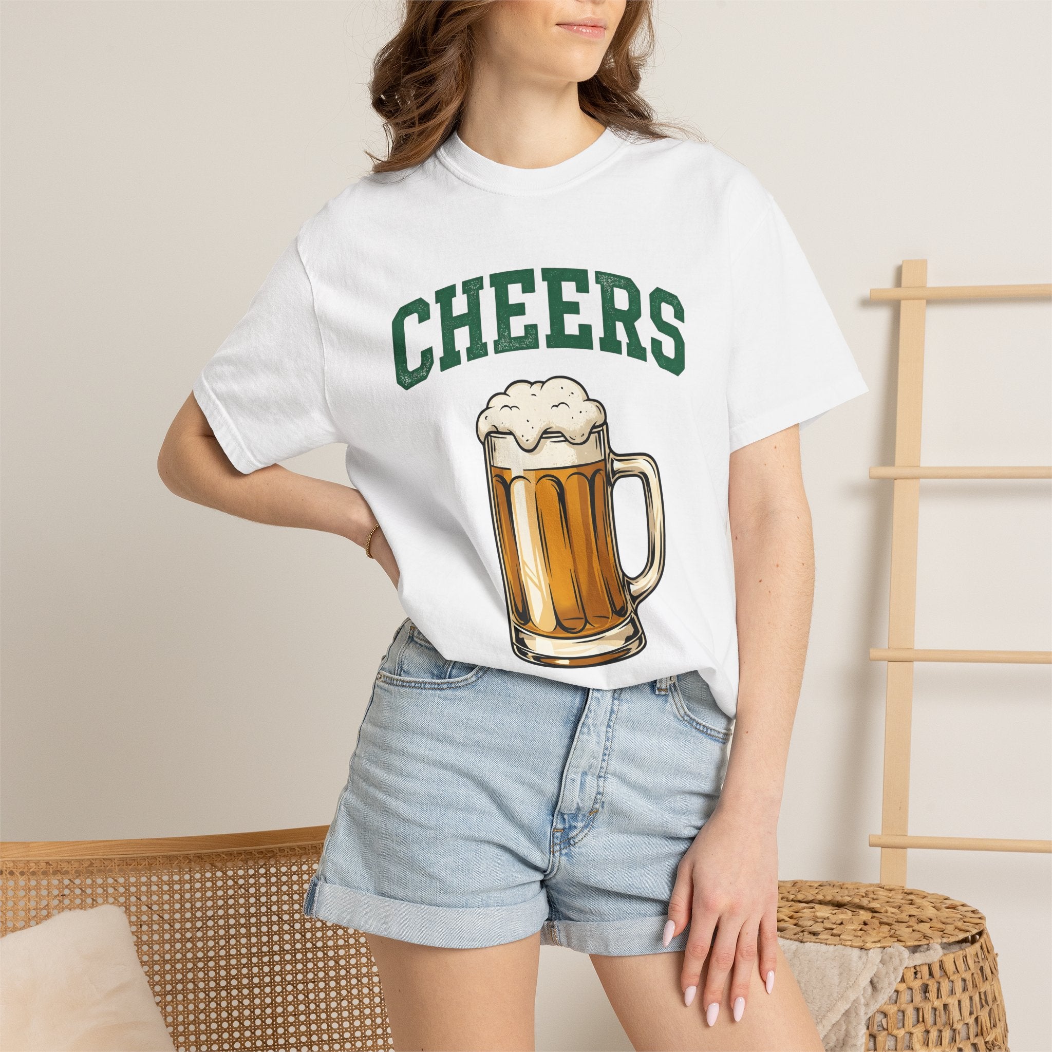 Beer Glass Shirt St Patrick's Day Alcohol Gift Women Retro Tee Pint Glass T-Shirt Beer Fan Vintage Tshirt Boozy Graphic Sketch Beer Head