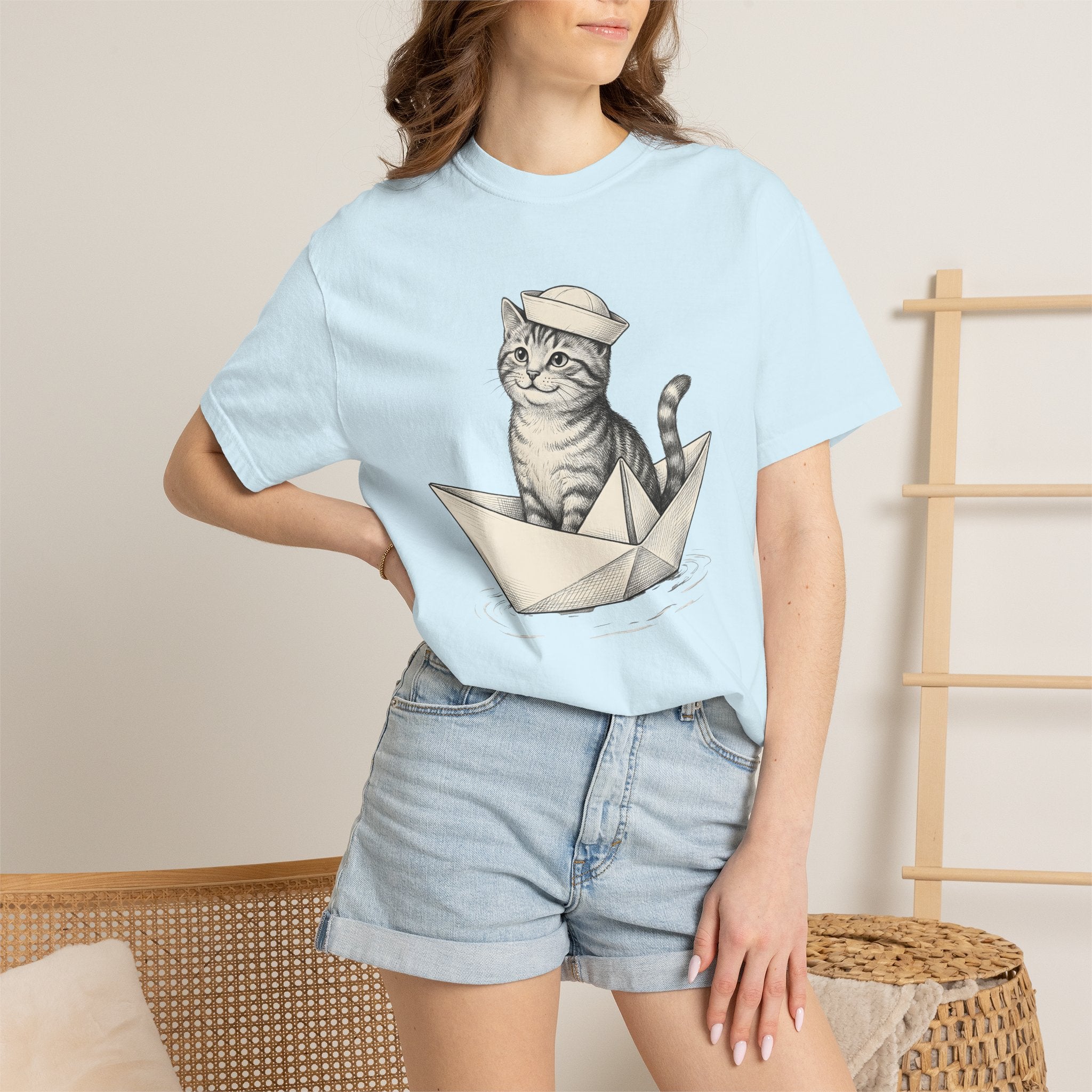 Kitten Boat Shirt Cat Animals Gift Women Hand Drawn Tee Kitten T-Shirt Cat Fan Illustrated Tshirt Creature Graphic Vintage Sailor Hat Tshirt