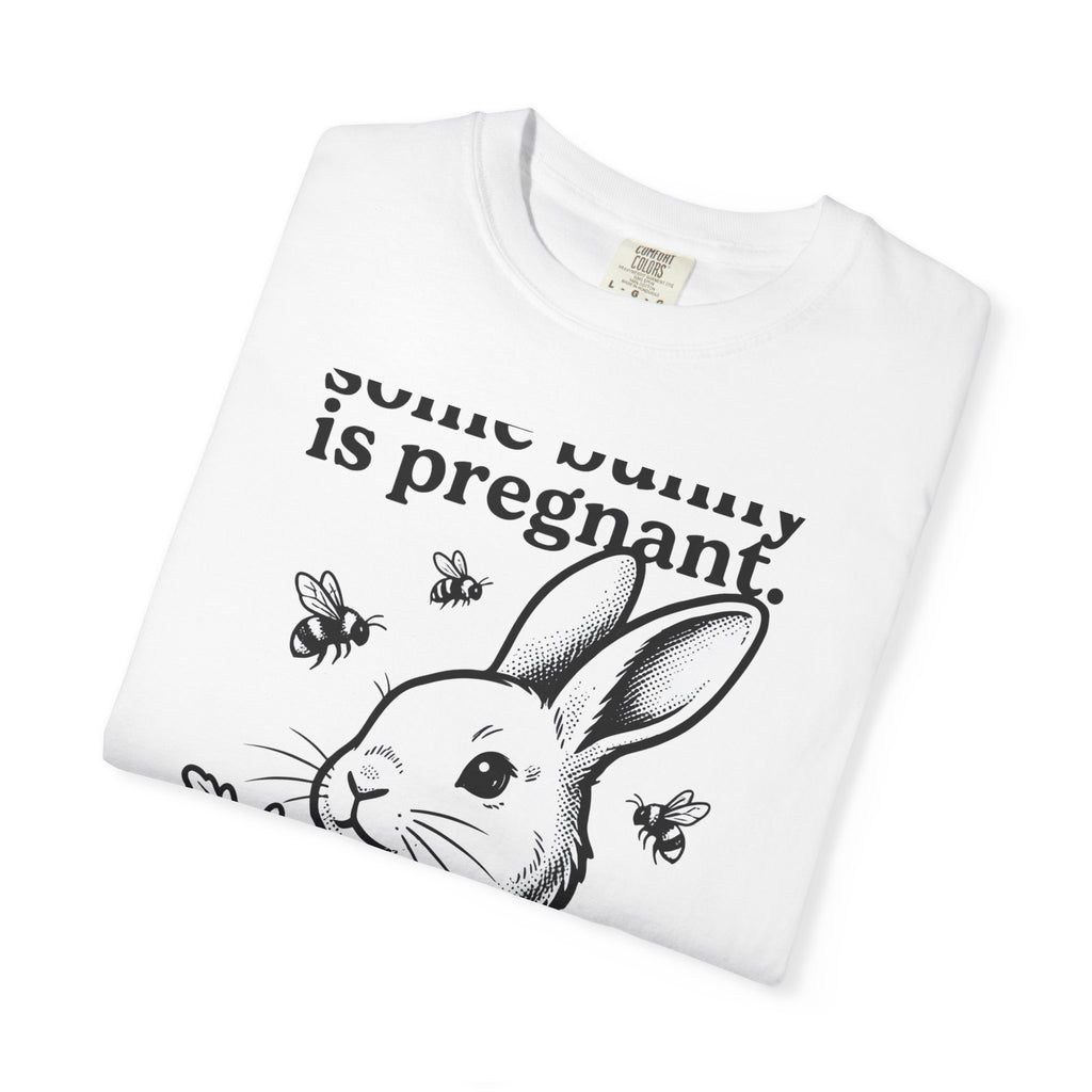 Expecting Rabbit Shirt Funny Wildlife Gift Women Sketch Tee Bunny T-Shirt Humor Fan Hare Graphic Retro Veggie Tshirt