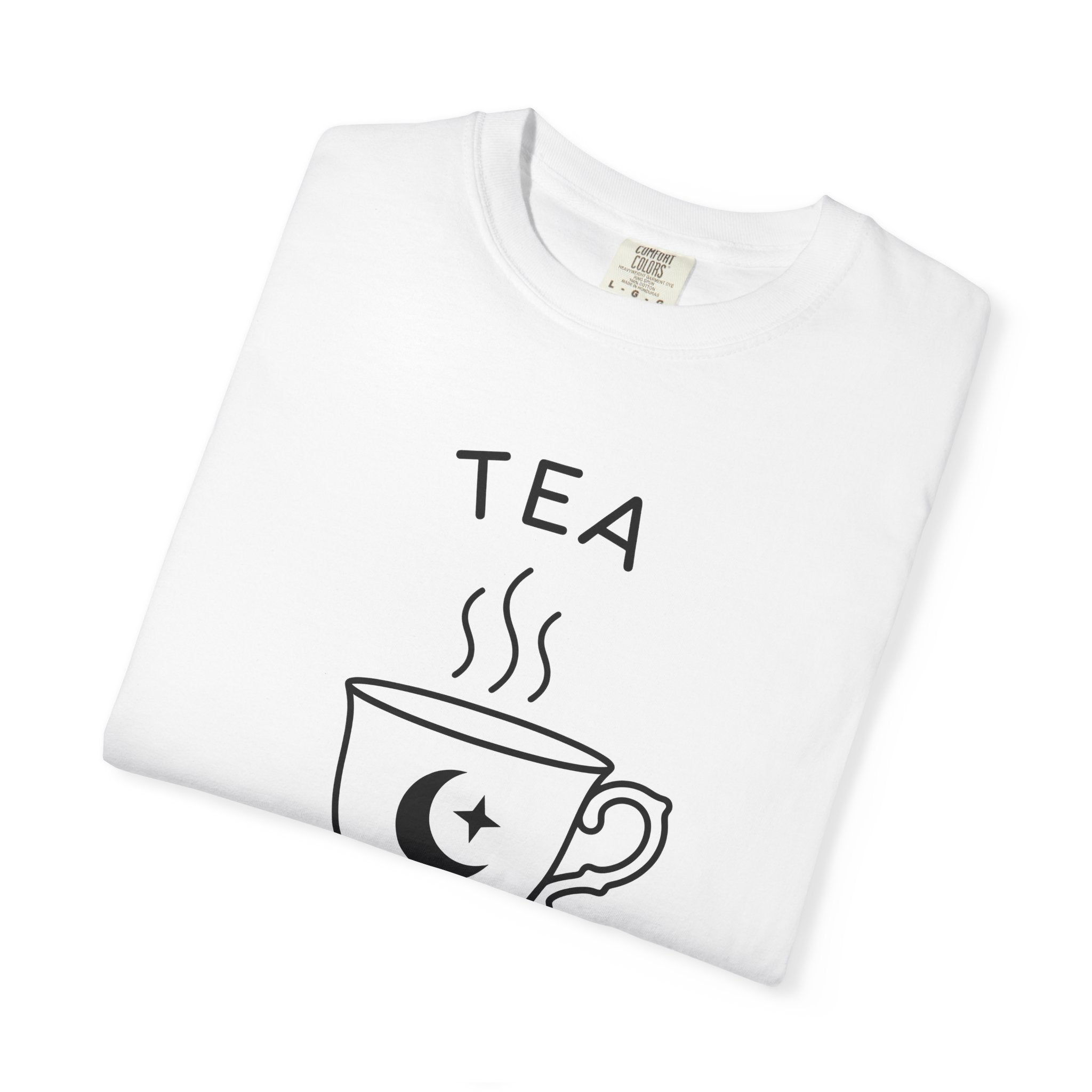Tea Cup Shirt Tea Witchcraft Gift Women Minimalist Tee Mug T-Shirt Tea Enthusiast Simple Tshirt Occult Graphic Vintage Crescent Moon Tshirt