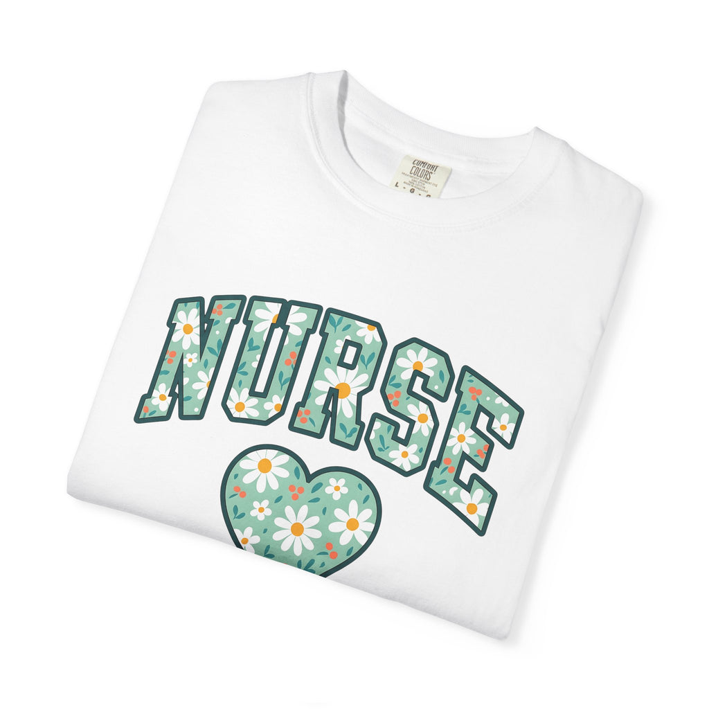 Blossom Heart Shirt Nurse Plants Gift Women Graphic Tee Heart T-Shirt Healthcare Enthusiast Illustration Design Floral Graphic Classic Daisy