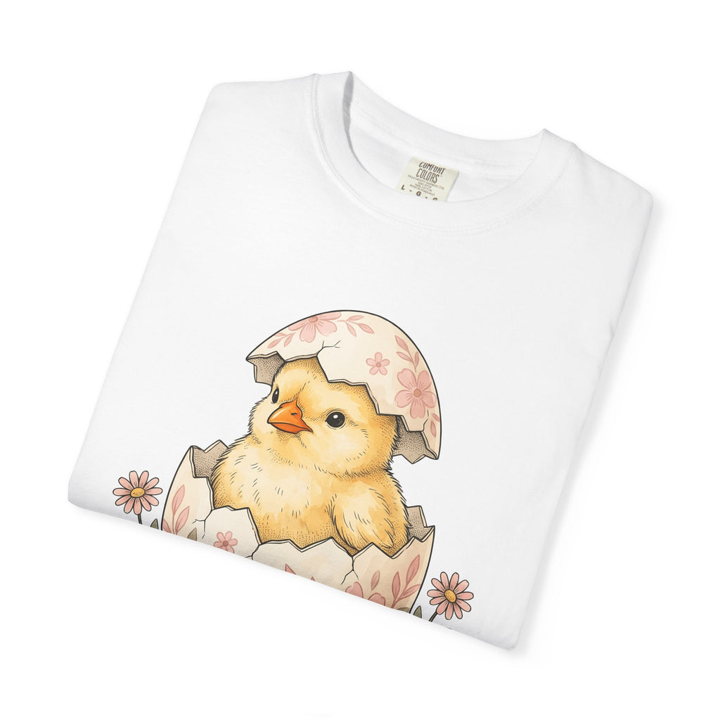 Newborn Chick Shell Shirt Easter Garden Gift Women Adorable Tee Baby Chick T-Shirt Easter Fan Chick Tshirt Garden Graphic Sketch Blossoms